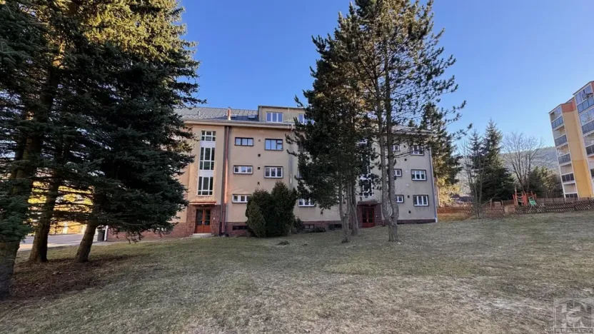 Prodej bytu 2+1, Tanvald, Radniční, 77 m2