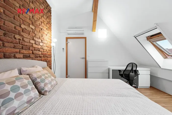 Prodej bytu 3+kk, Praha - Smíchov, Preslova, 95 m2