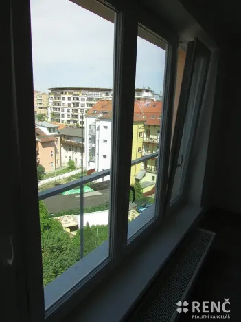 Pronájem bytu 1+kk, Brno, Štefánikova, 26 m2