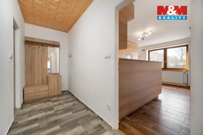 Prodej rodinného domu, Osík, 227 m2