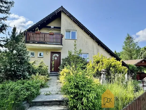 Prodej rodinného domu, Karlovice, 195 m2