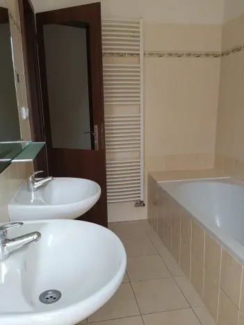 Pronájem bytu 5+kk, Chrudim, Resselovo náměstí, 149 m2