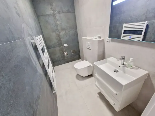 Pronájem atypického bytu, Praha - Nusle, Oldřichova, 94 m2