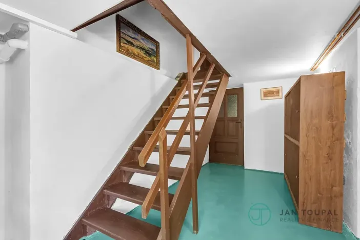 Prodej rodinného domu, Janov, 300 m2