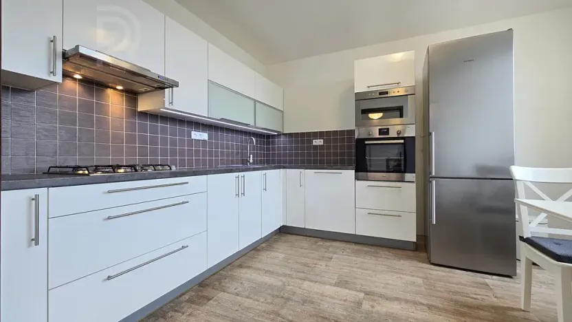 Pronájem bytu 3+1, Praha - Krč, Točitá, 69 m2