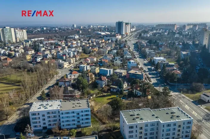 Prodej pozemku pro bydlení, Praha - Lhotka, V zahradní čtvrti, 551 m2