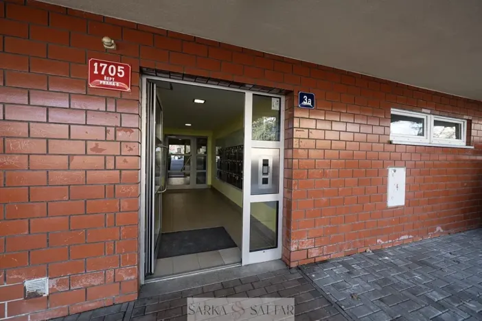 Prodej bytu 2+kk, Praha - Řepy, Skuteckého, 51 m2