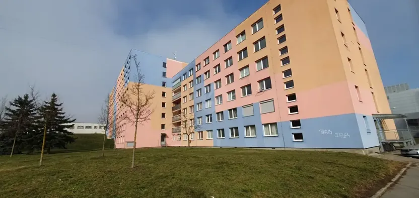 Pronájem bytu 1+kk, Praha - Černý Most, Bryksova, 19 m2