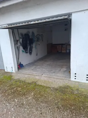 Pronájem garáže, Hradec Králové, U Mostku, 19 m2