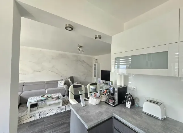 Pronájem bytu 3+kk, Zlín, Mokrá I, 81 m2