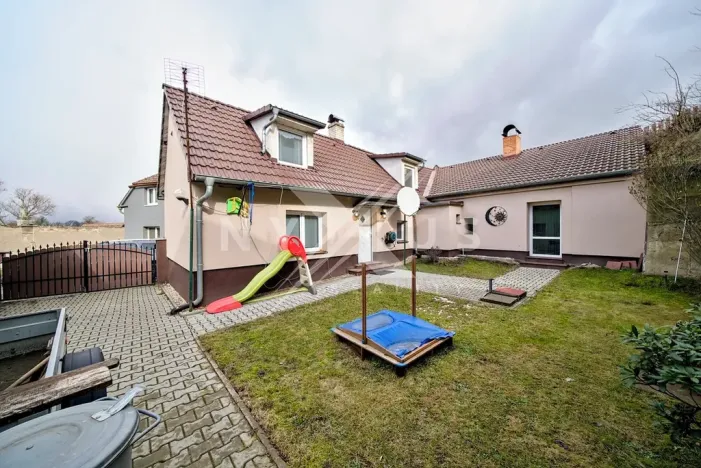 Prodej rodinného domu, Dolánky nad Ohří, 94 m2