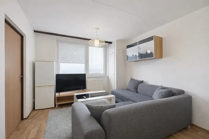 Pronájem bytu 2+kk, Otrokovice, SNP, 37 m2