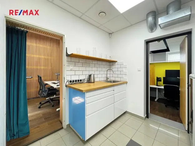 Pronájem obchodního prostoru, Praha - Nusle, Oldřichova, 60 m2