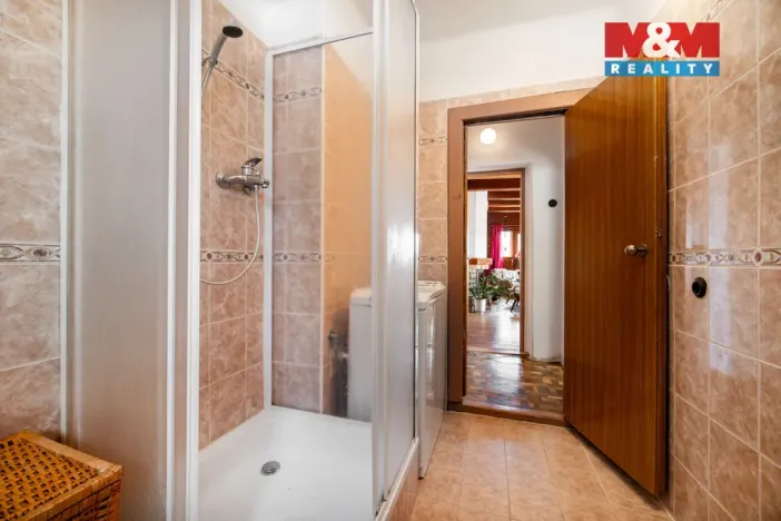 Prodej rodinného domu, Žampach, 365 m2