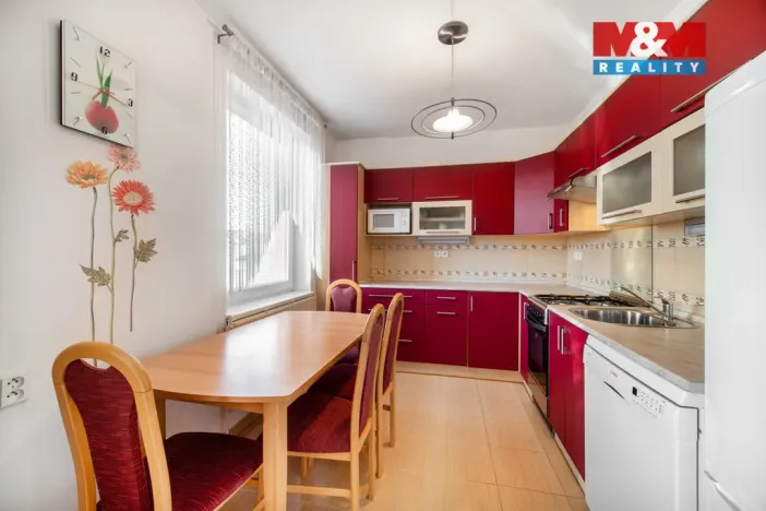 Prodej bytu 3+1, Lanškroun - Žichlínské Předměstí, Dobrovského, 72 m2