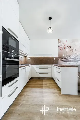 Pronájem bytu 2+kk, Olomouc, Janského, 72 m2