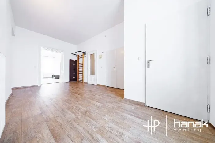 Prodej bytu 3+1, Olomouc, Komenského, 116 m2