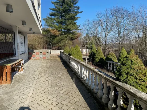 Pronájem komerční nemovitosti, Praha - Liboc, Na Džbánu, 100 m2