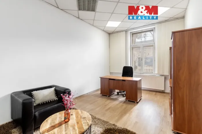 Pronájem kanceláře, Ostrava - Kunčičky, Škrobálkova, 173 m2