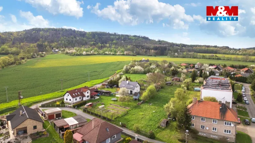 Prodej pozemku pro bydlení, Blatno, 1323 m2