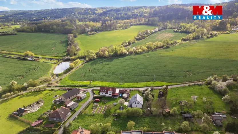 Prodej pozemku pro bydlení, Blatno, 1323 m2