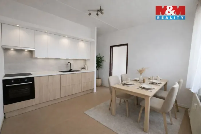 Prodej bytu 3+1, Strakonice - Strakonice I, Obránců míru, 66 m2