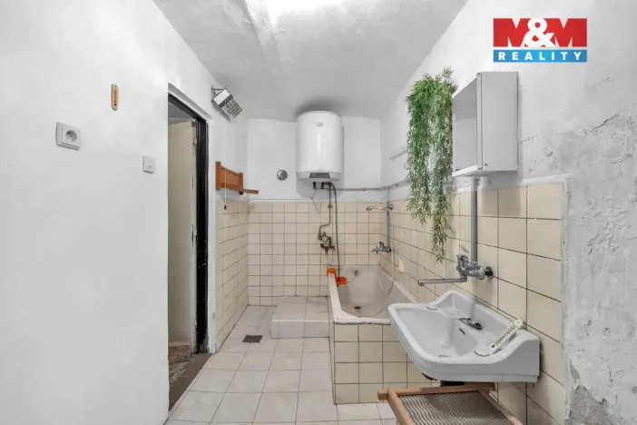 Prodej chalupy, Police nad Metují - Hlavňov, 160 m2