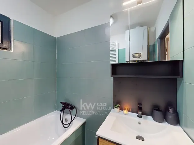 Pronájem bytu 2+kk, Praha - Žižkov, Žerotínova, 45 m2