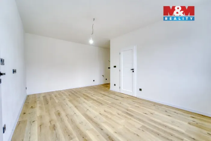 Prodej bytu 2+kk, Tlučná, Tlučenská kolonie, 40 m2