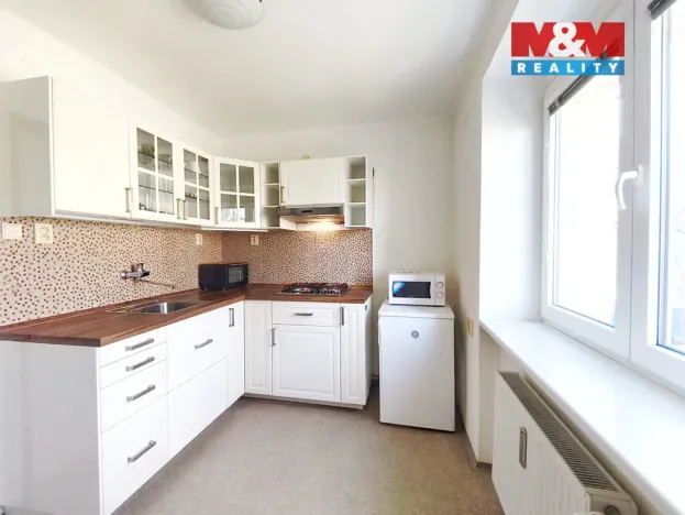 Pronájem bytu 1+1, Kladno, Kordačova, 32 m2