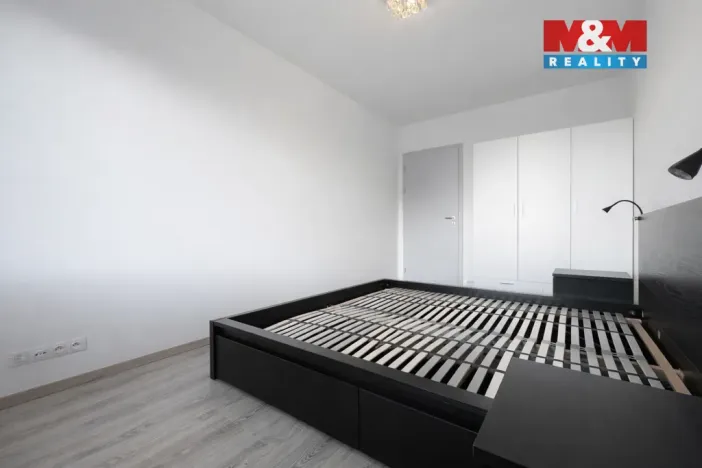 Pronájem bytu 2+kk, Praha - Hloubětín, Lehovecká, 57 m2