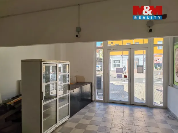 Pronájem obchodního prostoru, Karlovy Vary, Sokolovská, 74 m2