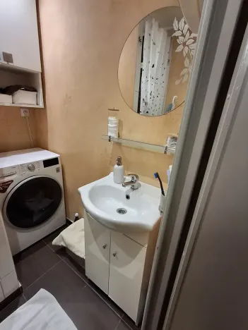 Prodej bytu 1+kk, Cheb, Žižkova, 32 m2