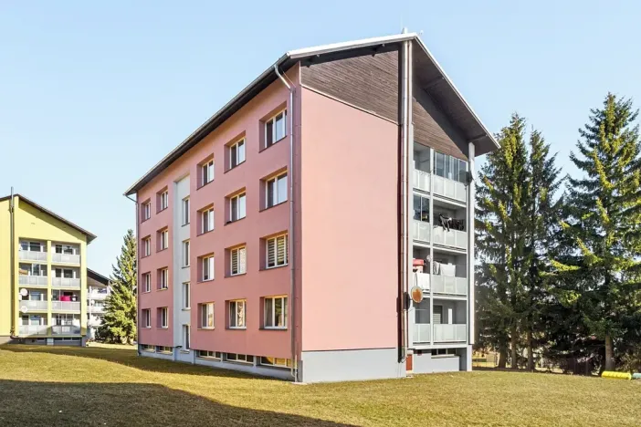 Prodej bytu 3+1, Studená, Komenského, 74 m2