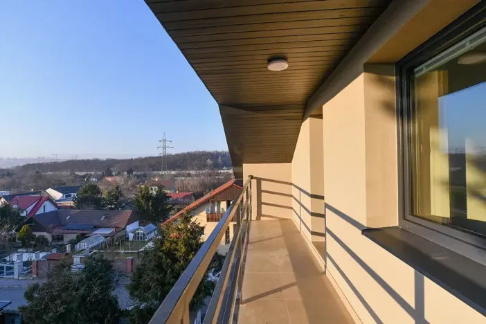 Pronájem činžovního domu, Praha - Hloubětín, Aloisovská, 340 m2