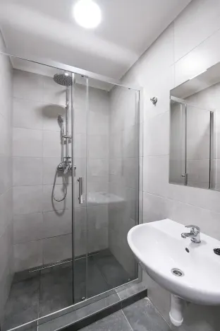 Pronájem činžovního domu, Praha - Hloubětín, Aloisovská, 340 m2