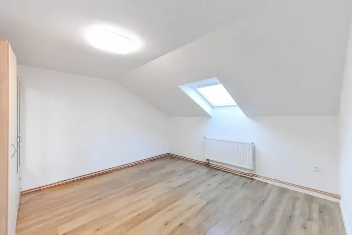 Pronájem činžovního domu, Praha - Hloubětín, Aloisovská, 340 m2