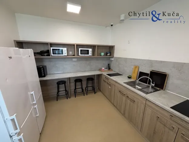 Prodej ubytování, Otrokovice, Objízdná, 3641 m2