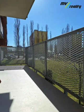 Pronájem bytu 2+kk, Nymburk, Ke Strouze, 40 m2