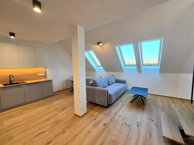 Pronájem ubytování, Praha - Vršovice, Ruská, 84 m2