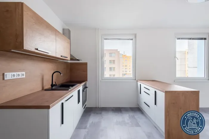 Pronájem bytu 3+kk, Jindřichův Hradec, Kosmonautů, 73 m2