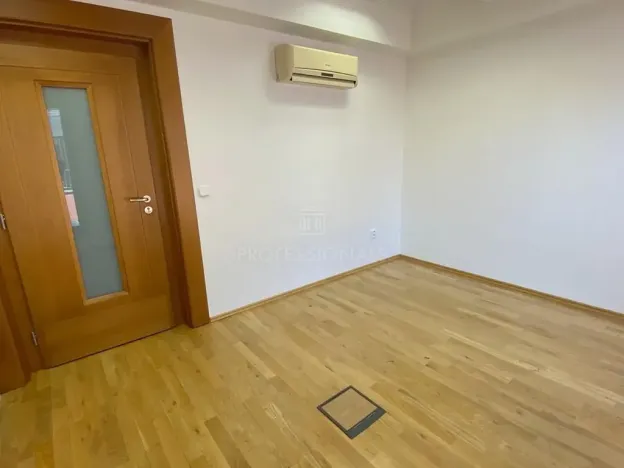 Pronájem kanceláře, Praha - Nové Město, Opletalova, 28 m2