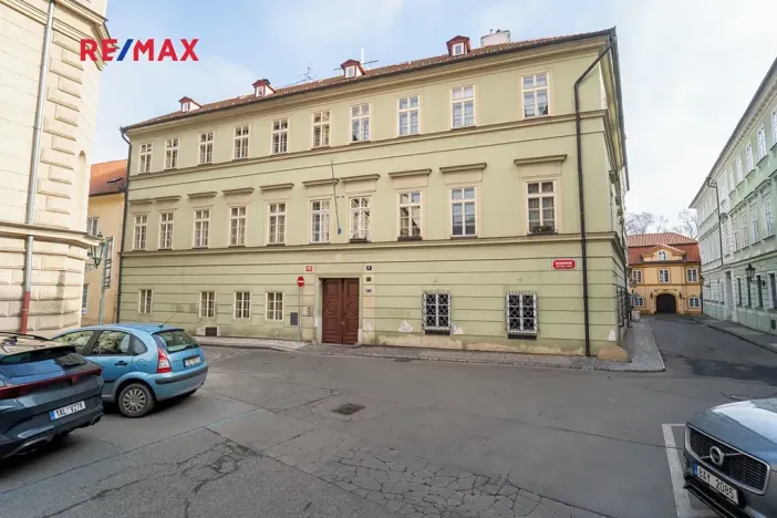 Prodej bytu 3+1, Praha - Malá Strana, Nebovidská, 57 m2