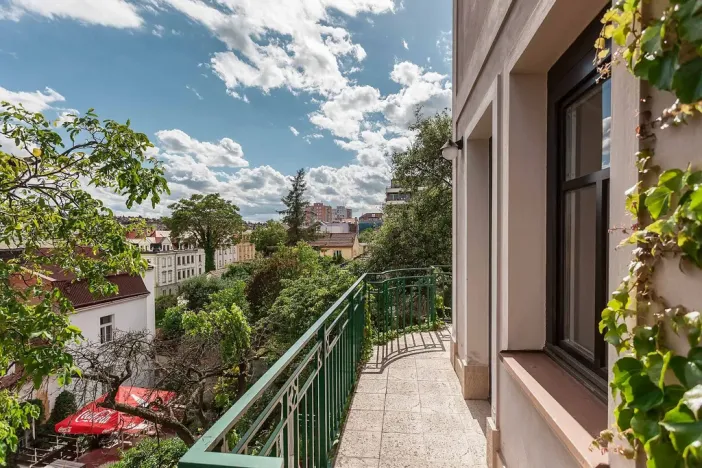 Pronájem domu, Praha - Střešovice, Ve Střešovičkách, 139 m2