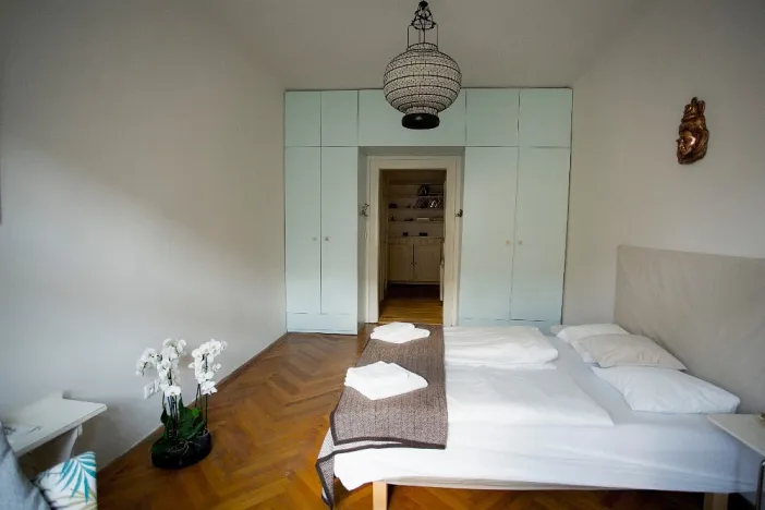 Pronájem bytu 3+kk, Praha - Podolí, Na dolinách, 68 m2