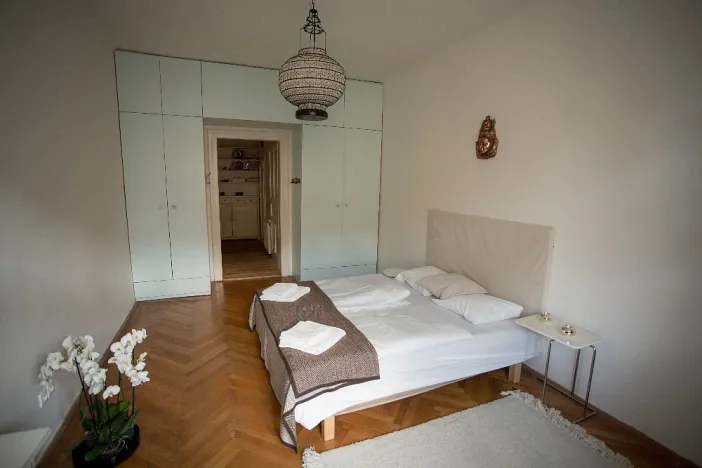 Pronájem bytu 3+kk, Praha - Podolí, Na dolinách, 68 m2