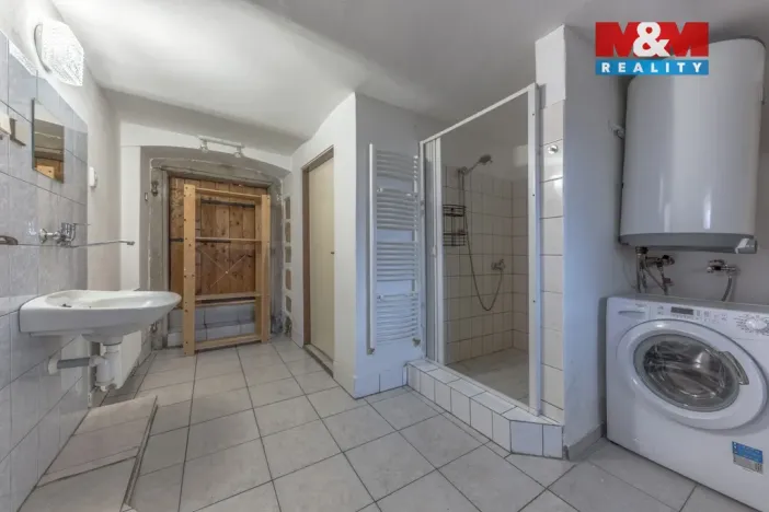 Prodej chalupy, Chřibská - Dolní Chřibská, 250 m2