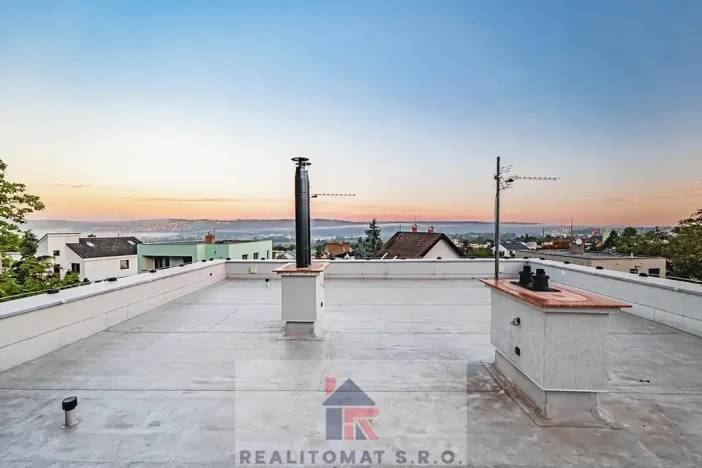 Pronájem bytu 4+kk, Praha - Komořany, Pod lesem, 127 m2