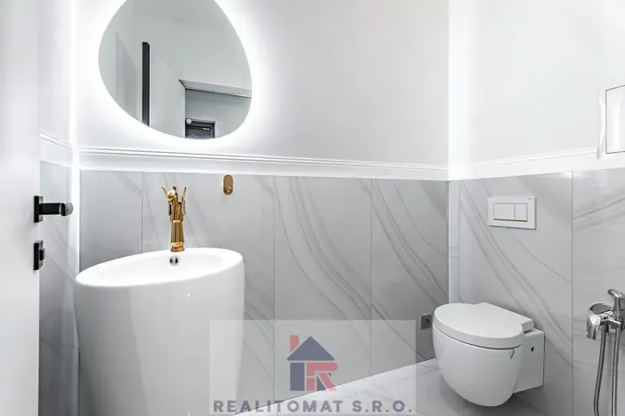 Pronájem bytu 4+kk, Praha - Komořany, Pod lesem, 127 m2