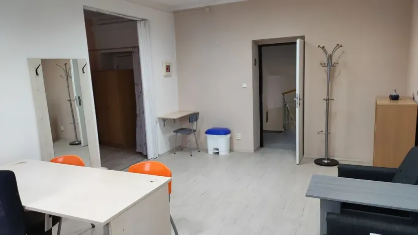 Pronájem kanceláře, Plzeň - Jižní Předměstí, Skrétova, 159 m2